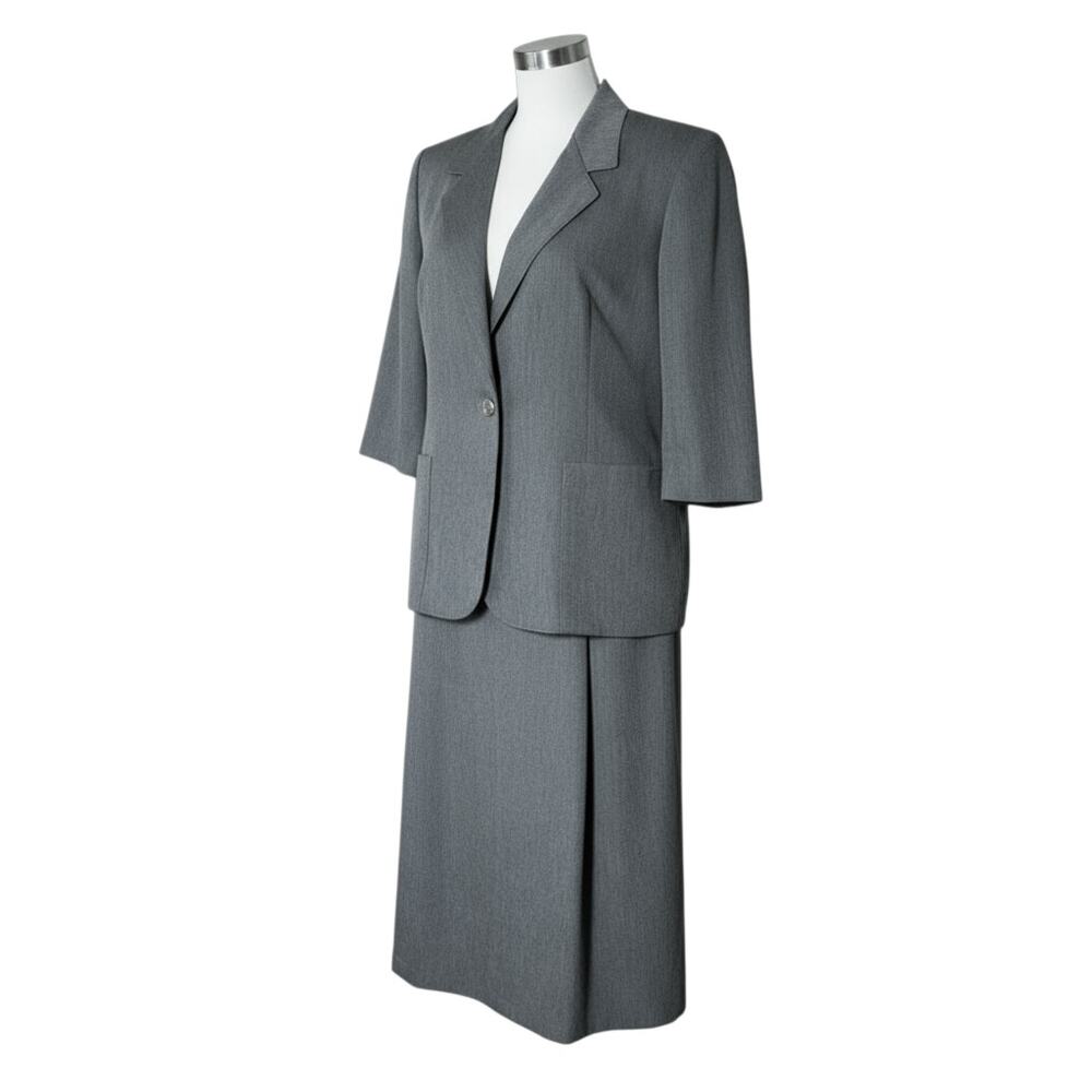 VINTAGE JOANNA SUIT WOMANS CLASSIC SKIRT SUIT SET GRAY SIZE 10/12